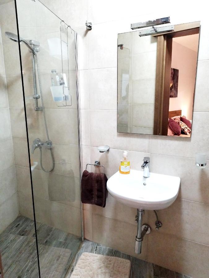 Large And Modern Apartment In The Centre Of Malta Mosta Buitenkant foto