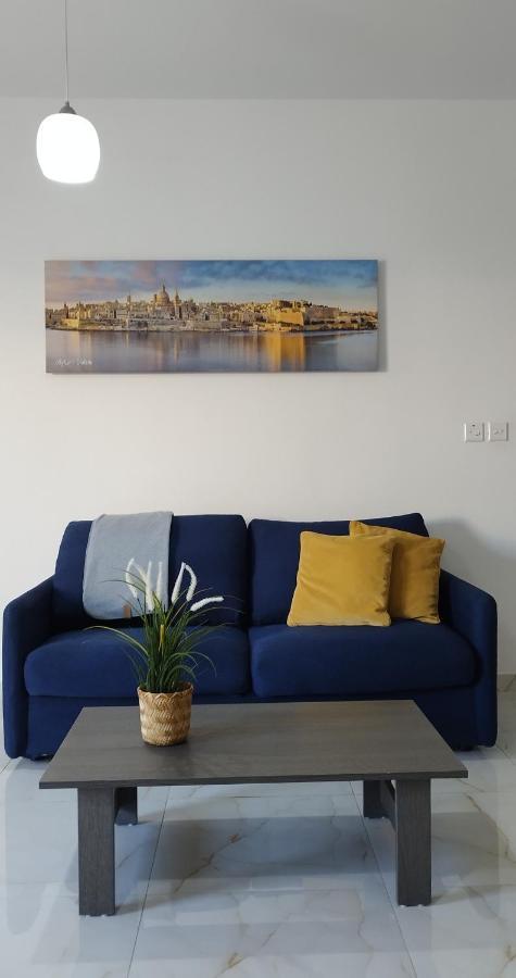 Large And Modern Apartment In The Centre Of Malta Mosta Buitenkant foto