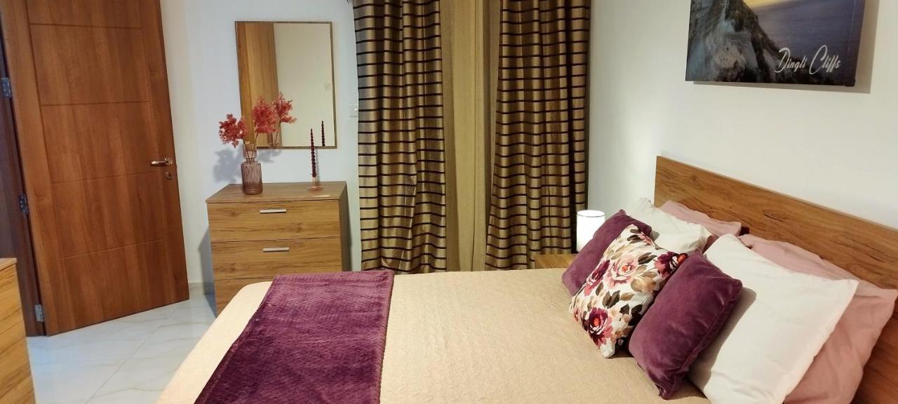 Large And Modern Apartment In The Centre Of Malta Mosta Buitenkant foto
